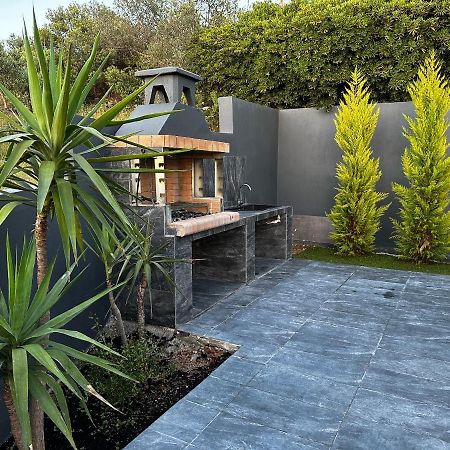 Private Pool Villa Ggki Skepasti Bagian luar foto