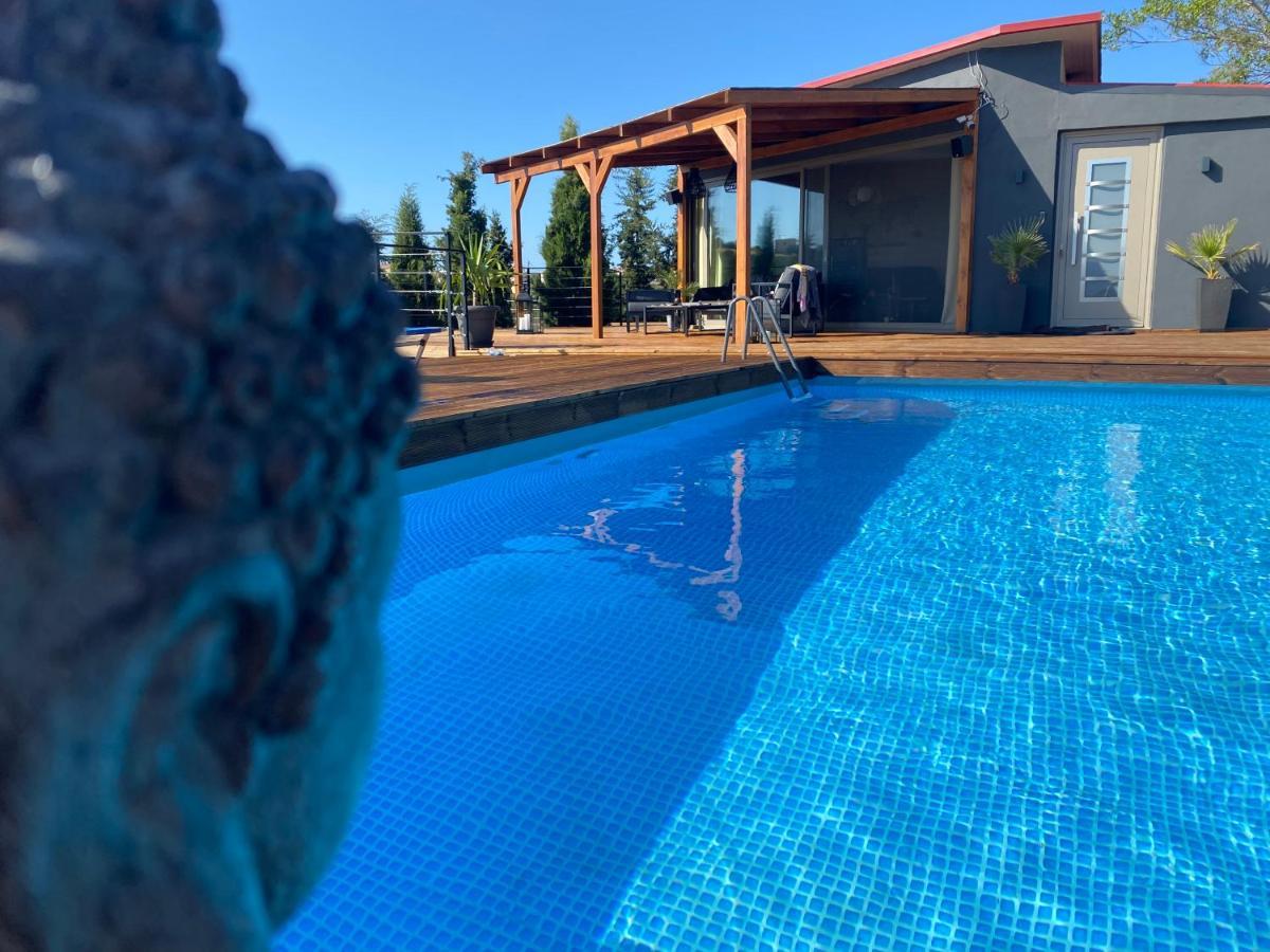 Private Pool Villa Ggki Skepasti Bagian luar foto