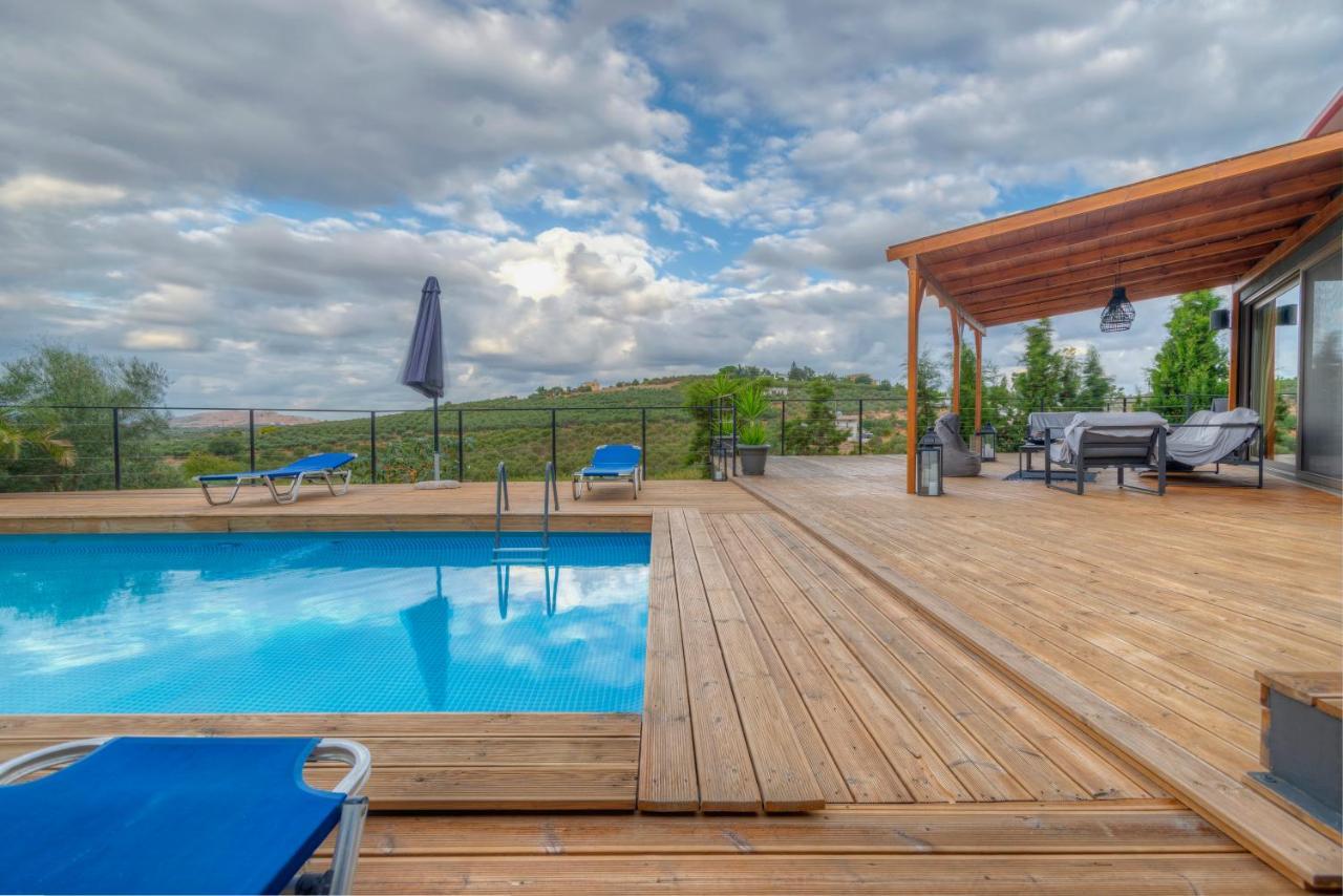 Private Pool Villa Ggki Skepasti Bagian luar foto